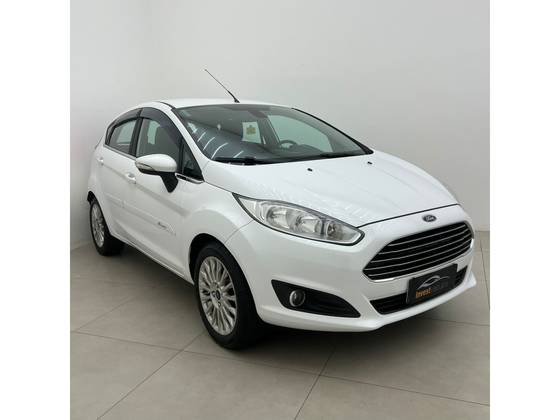 FORD FIESTA 1.6 TITANIUM HATCH 16V FLEX 4P POWERSHIFT